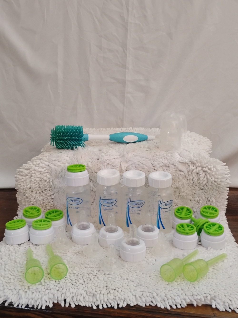 Dr. Brown's Clear Baby Bottle Feeding Set with Green Vents